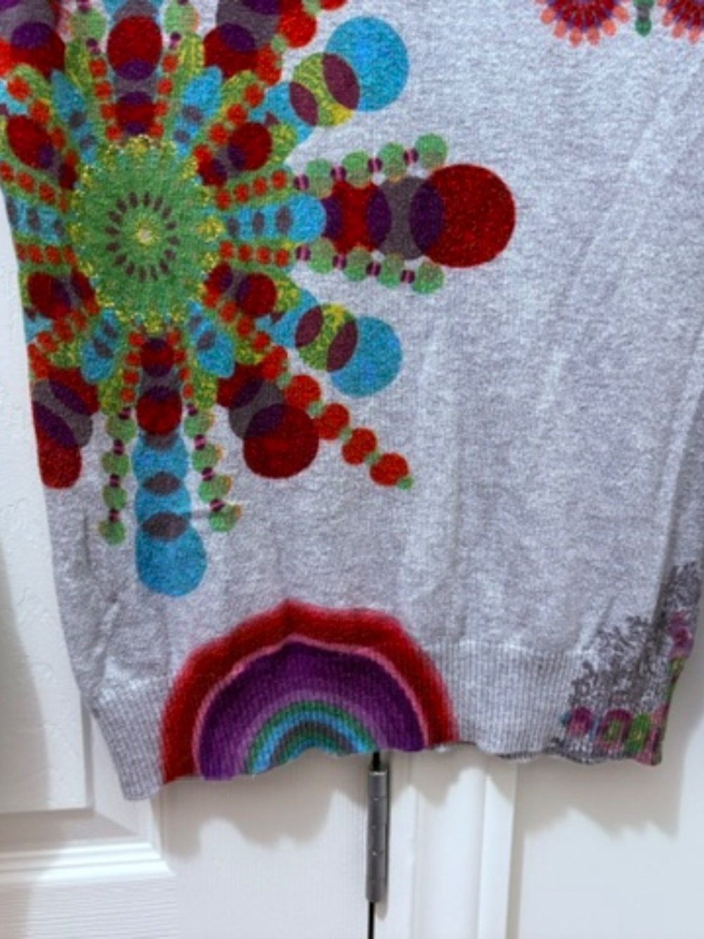 DESiGUAL Women's sz S light sweater top grey with multicolour Desigual floral - Picture 8 of 16
